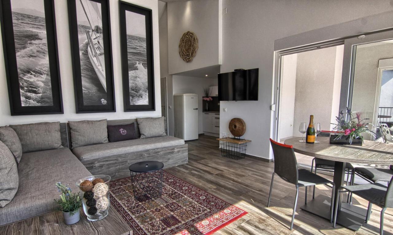 Hd Beach House I Pakostane Bagian luar foto